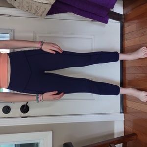 Lululemon leggings size 6 navy blue